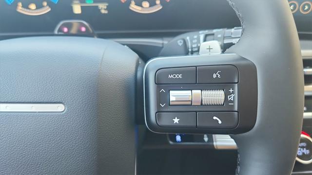new 2025 Hyundai Santa Fe car, priced at $40,014