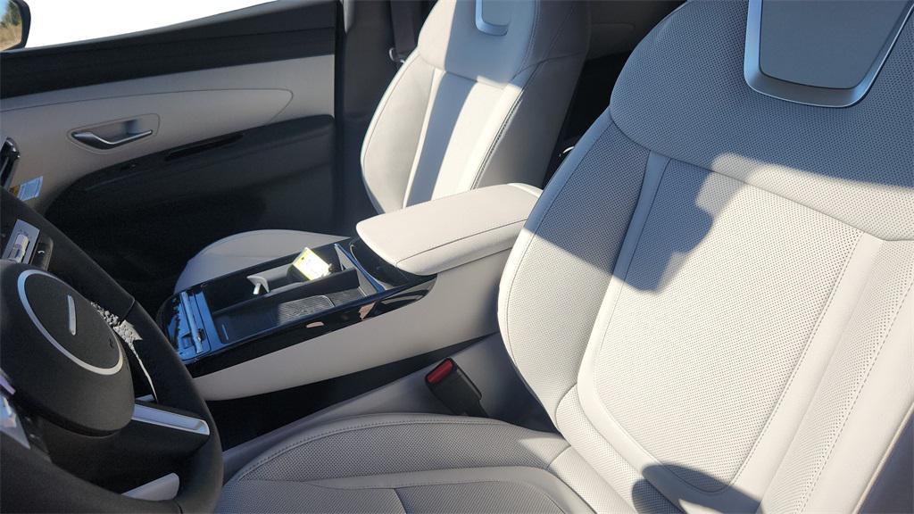 new 2026 Hyundai TUCSON Hybrid car, priced at $43,279