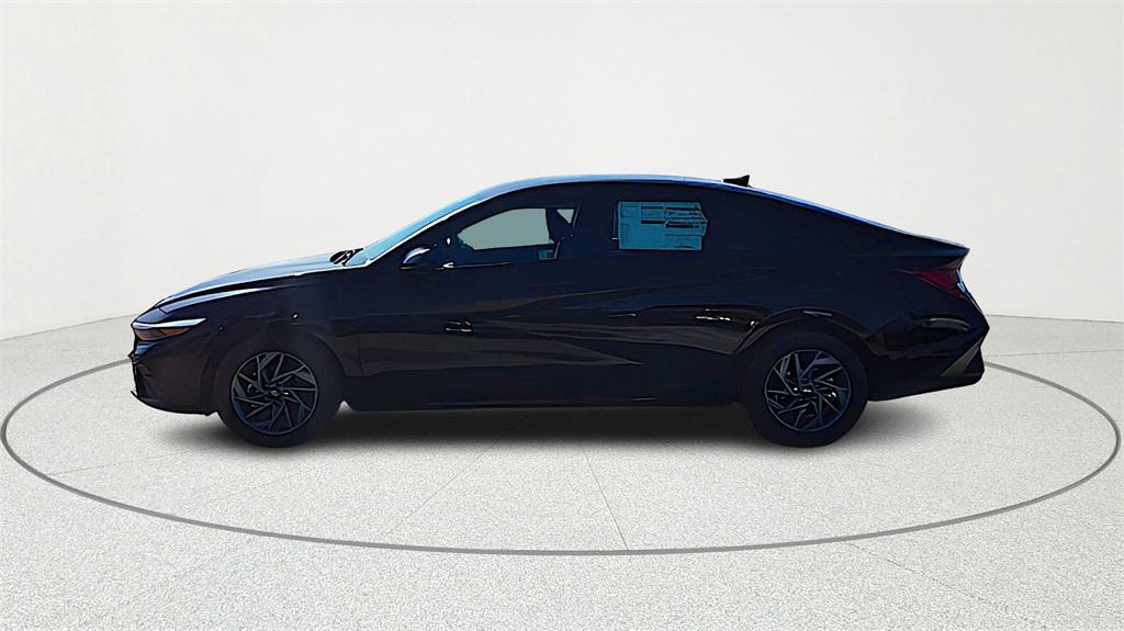 new 2025 Hyundai ELANTRA HEV car, priced at $23,662