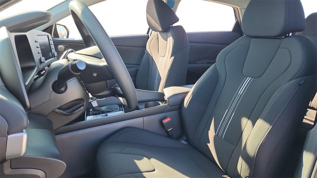 new 2025 Hyundai ELANTRA HEV car, priced at $23,662