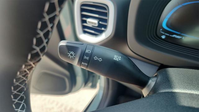 new 2025 Hyundai Venue car, priced at $25,540