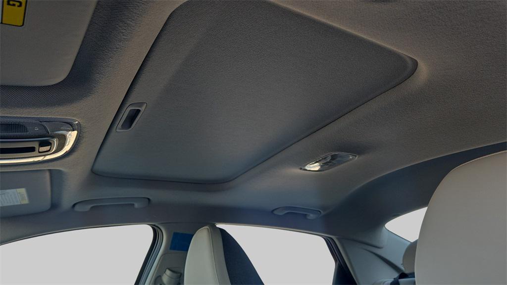 new 2025 Hyundai Elantra car, priced at $27,493