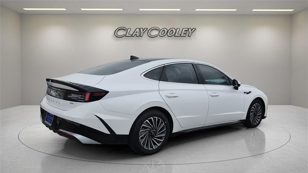 new 2025 Hyundai Sonata Hybrid car, priced at $33,312