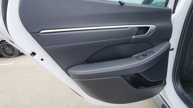 new 2025 Hyundai Sonata Hybrid car, priced at $38,312