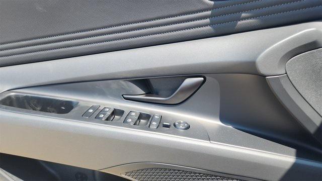 new 2025 Hyundai Elantra car, priced at $20,844