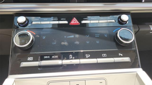 new 2025 Hyundai Santa Fe car, priced at $38,083