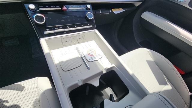new 2025 Hyundai Santa Fe car, priced at $38,083