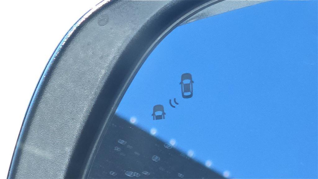 new 2025 Hyundai Venue car, priced at $23,906