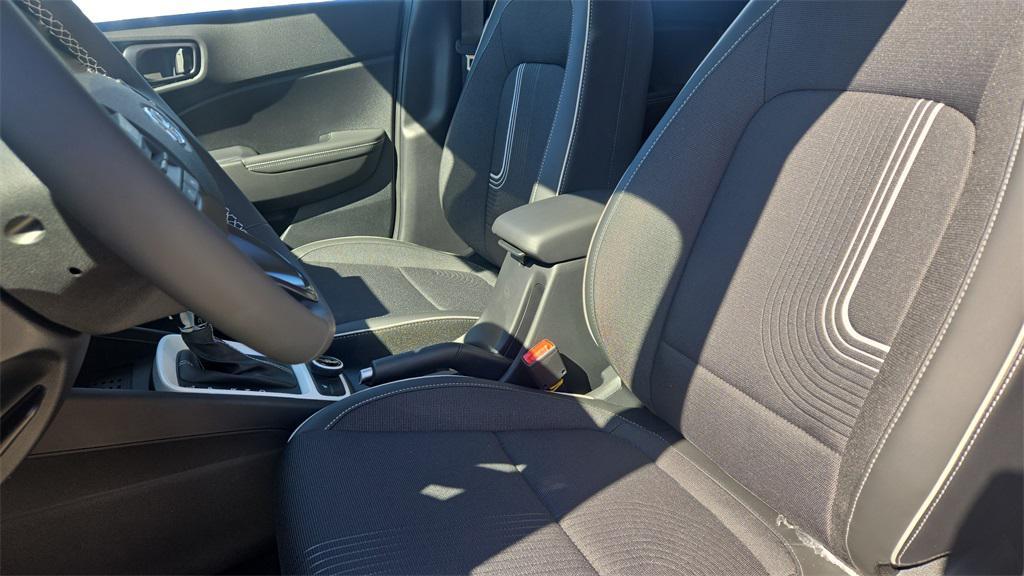 new 2025 Hyundai Venue car, priced at $23,906