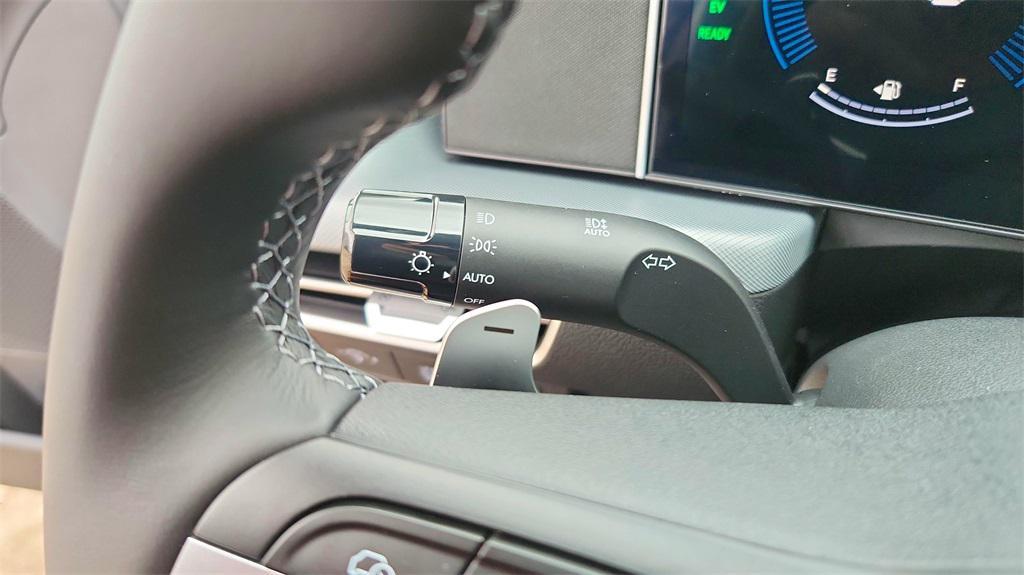 new 2025 Hyundai Sonata Hybrid car, priced at $29,132