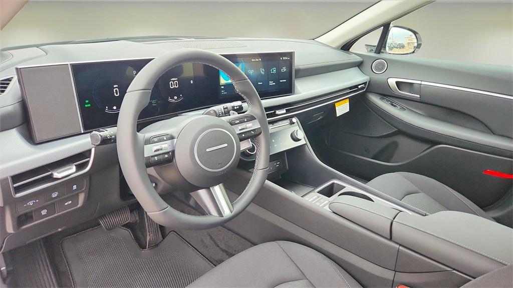 new 2025 Hyundai Sonata Hybrid car, priced at $29,132