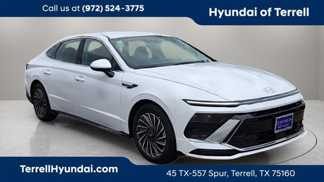 new 2025 Hyundai Sonata Hybrid car, priced at $32,132