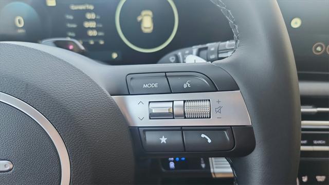 new 2025 Hyundai TUCSON Hybrid car, priced at $37,852