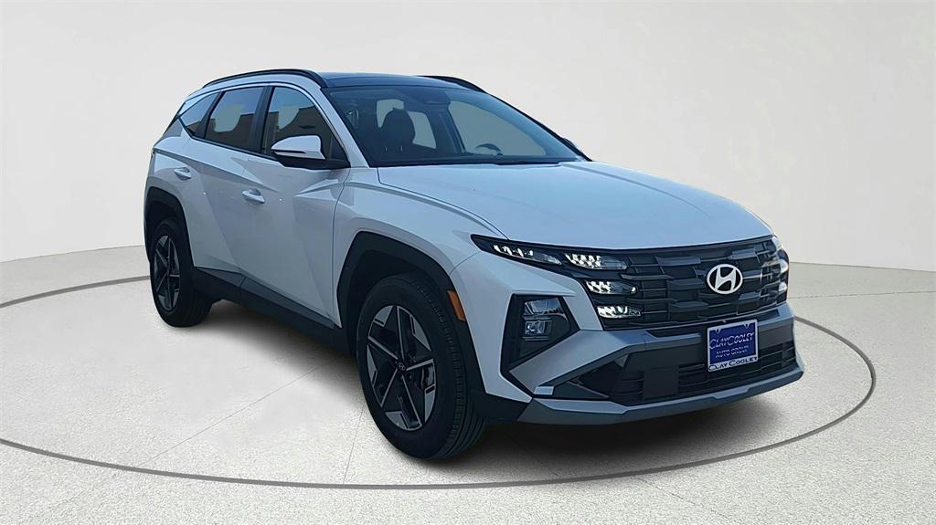 new 2025 Hyundai TUCSON Hybrid car, priced at $35,852