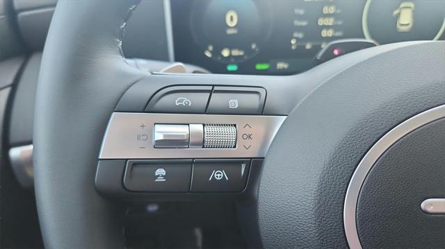 new 2025 Hyundai TUCSON Hybrid car, priced at $37,852