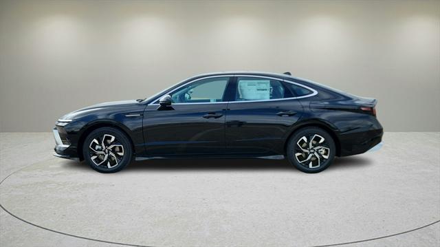 new 2024 Hyundai Sonata car, priced at $28,280