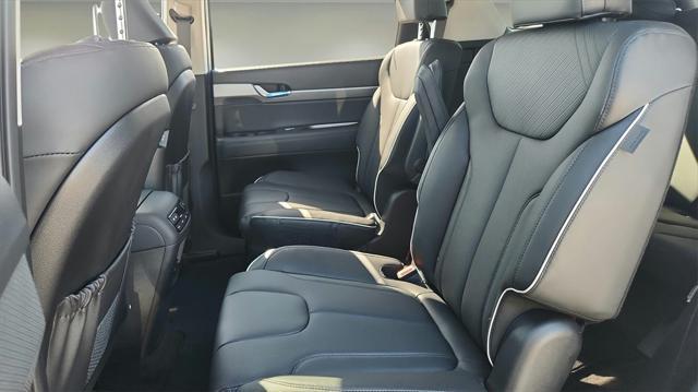 new 2025 Hyundai Palisade car, priced at $44,822