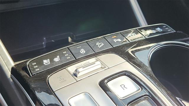 new 2025 Hyundai TUCSON Hybrid car, priced at $43,295