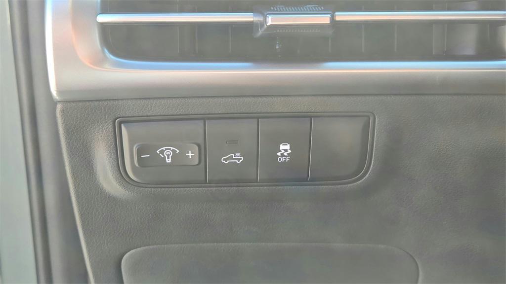 new 2026 Hyundai SANTA CRUZ car, priced at $33,651