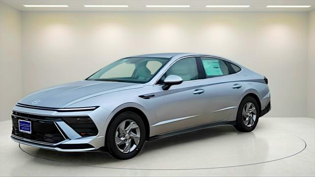 new 2025 Hyundai Sonata car, priced at $26,805