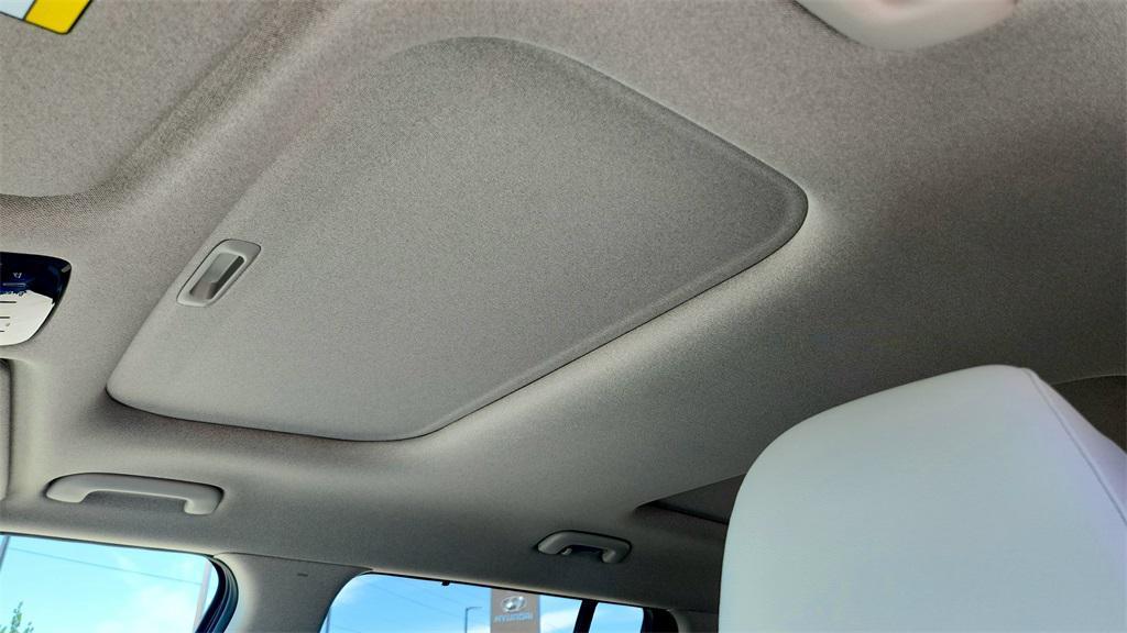 new 2025 Hyundai Santa Fe car, priced at $44,213