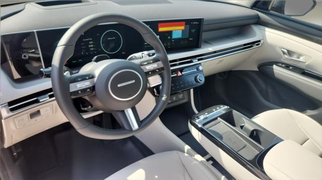 new 2025 Hyundai TUCSON Hybrid car, priced at $43,850