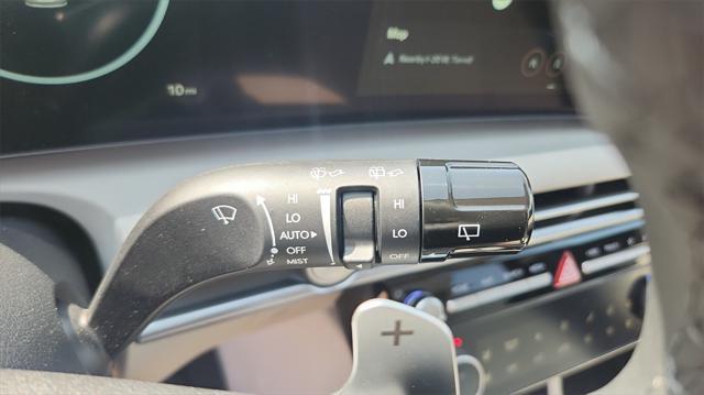 new 2025 Hyundai TUCSON Hybrid car, priced at $43,850