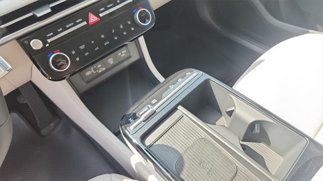 new 2025 Hyundai TUCSON Hybrid car, priced at $43,850