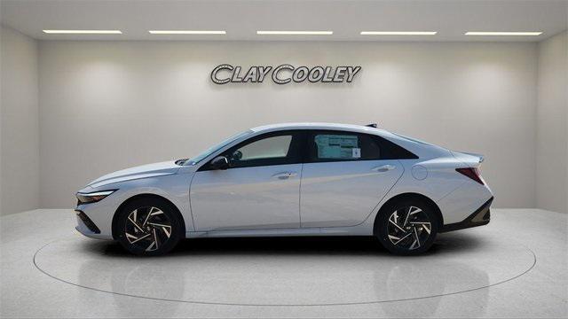 new 2025 Hyundai Elantra car, priced at $23,034