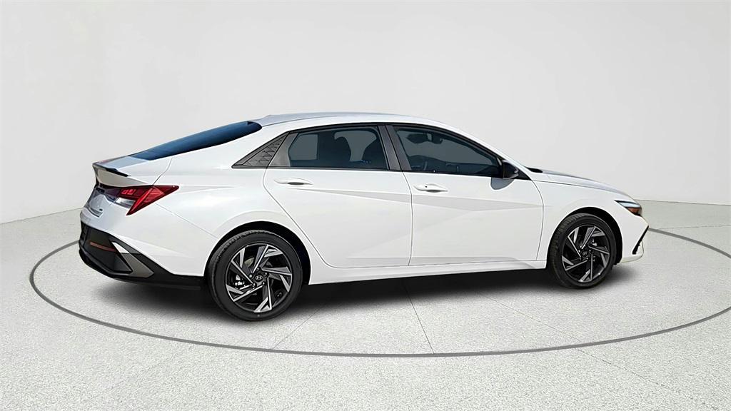 new 2025 Hyundai ELANTRA HEV car, priced at $26,795