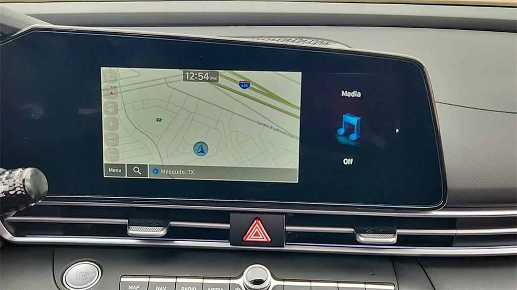 new 2025 Hyundai Elantra car, priced at $24,643
