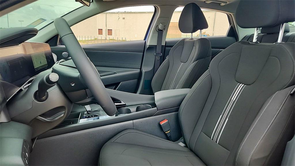 new 2025 Hyundai Elantra car, priced at $24,643