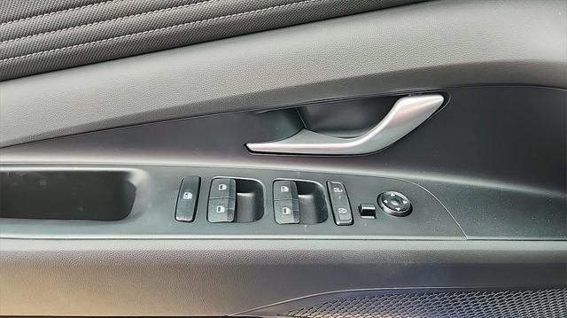 new 2025 Hyundai Elantra car, priced at $26,843