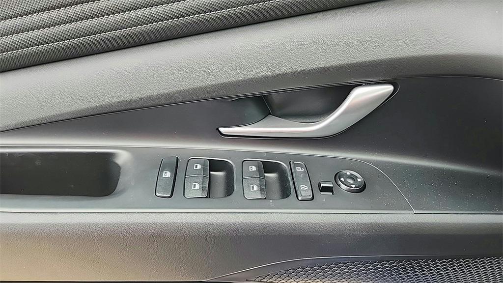 new 2025 Hyundai Elantra car, priced at $23,920