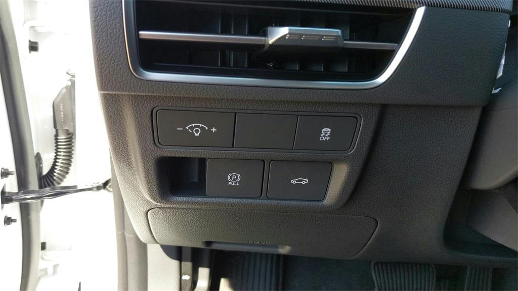 new 2024 Hyundai Sonata car, priced at $31,661