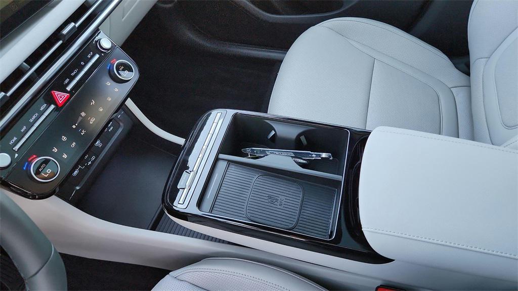 new 2025 Hyundai Tucson car, priced at $37,015