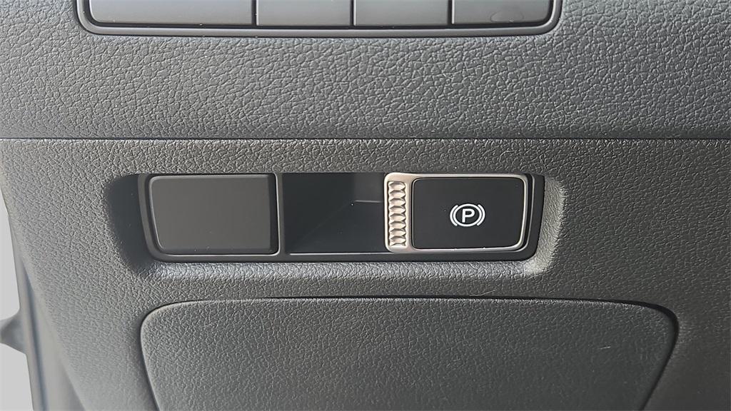 used 2023 Hyundai Santa Fe car, priced at $21,798