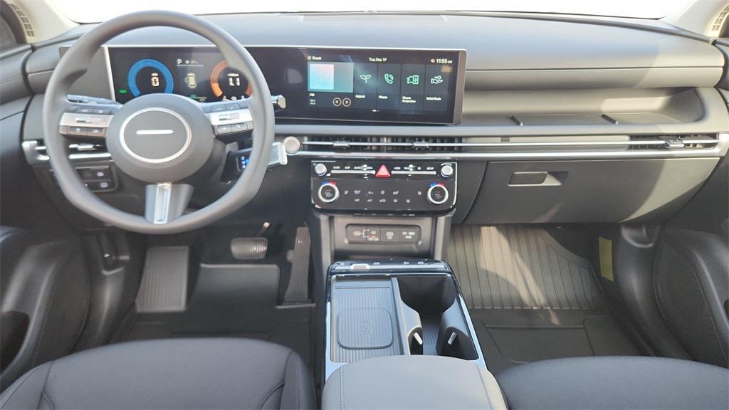 new 2025 Hyundai TUCSON Hybrid car, priced at $32,904