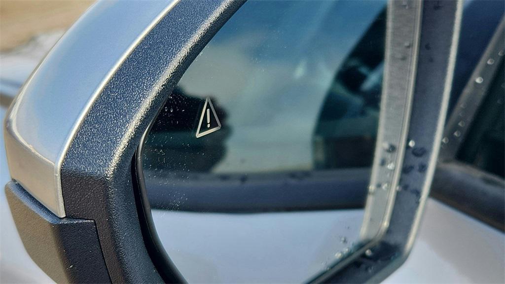 new 2025 Hyundai TUCSON Hybrid car, priced at $32,904