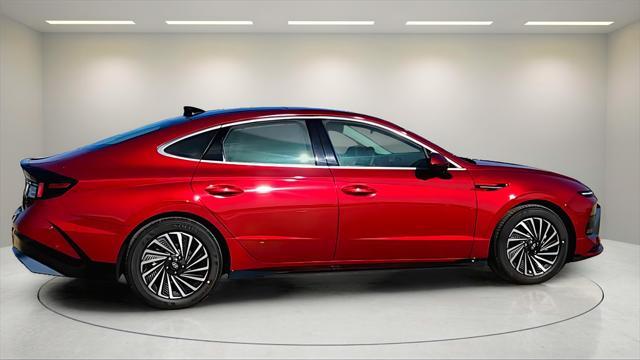 new 2025 Hyundai Sonata Hybrid car, priced at $38,151