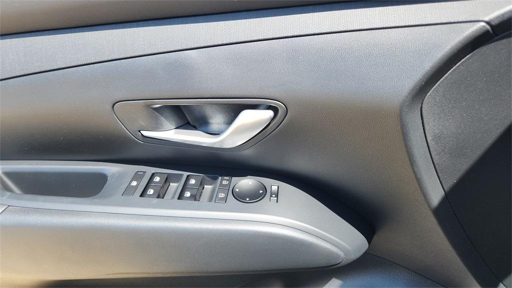 new 2025 Hyundai Tucson car, priced at $31,352