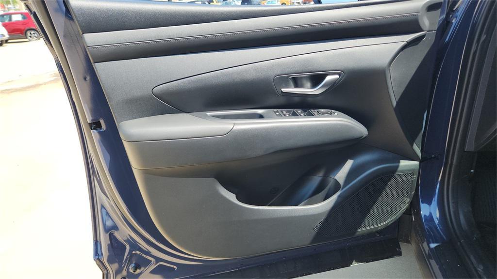 new 2025 Hyundai Tucson car, priced at $31,352