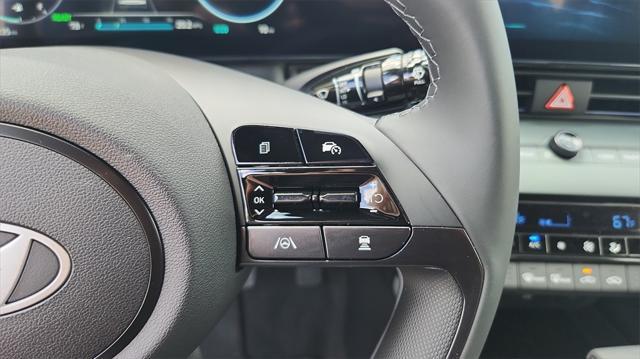 new 2025 Hyundai Elantra car, priced at $31,209