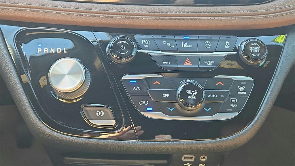 used 2020 Chrysler Pacifica car, priced at $21,170