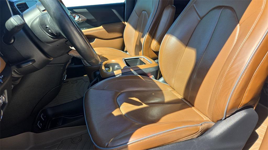 used 2020 Chrysler Pacifica car, priced at $21,170