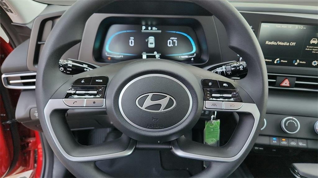 new 2025 Hyundai Elantra car, priced at $21,208