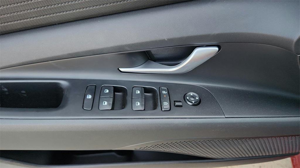 new 2025 Hyundai Elantra car, priced at $21,208