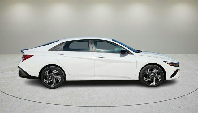 new 2025 Hyundai Elantra car, priced at $27,720