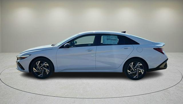 new 2025 Hyundai Elantra car, priced at $27,720