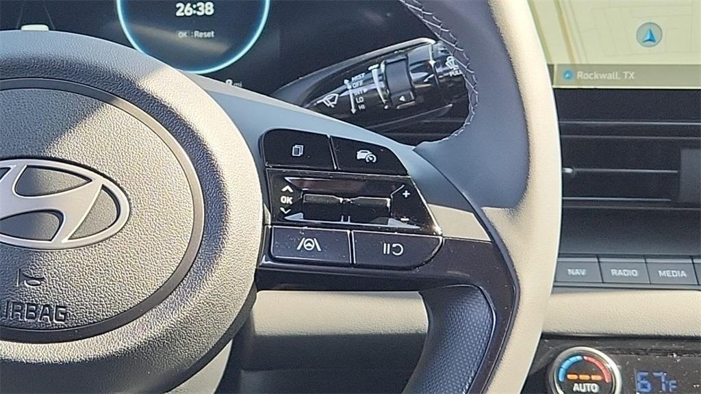 new 2025 Hyundai Elantra car, priced at $26,220